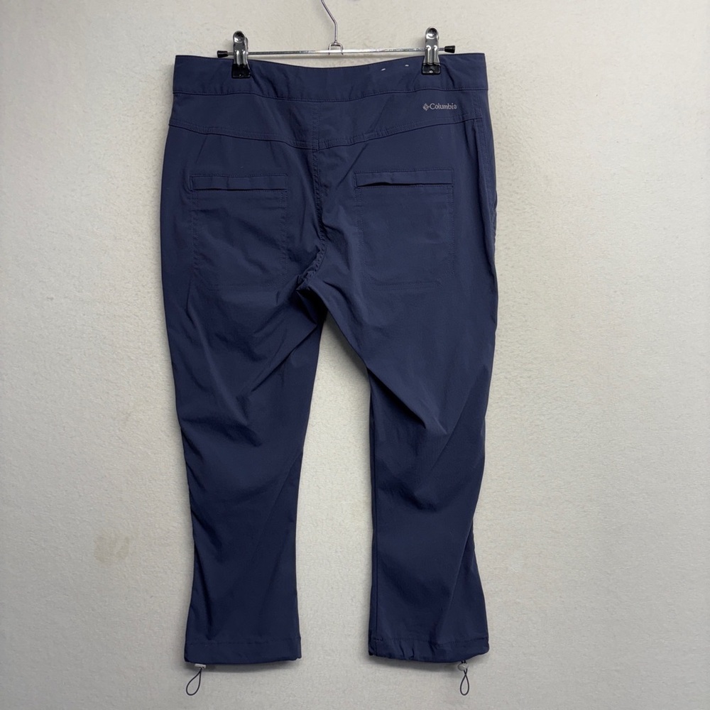 Columbia Pants 4 Navy Blue Climber Canyon II Hiking Walking 1920701 Crop Capri‎ - Picture 2 of 7